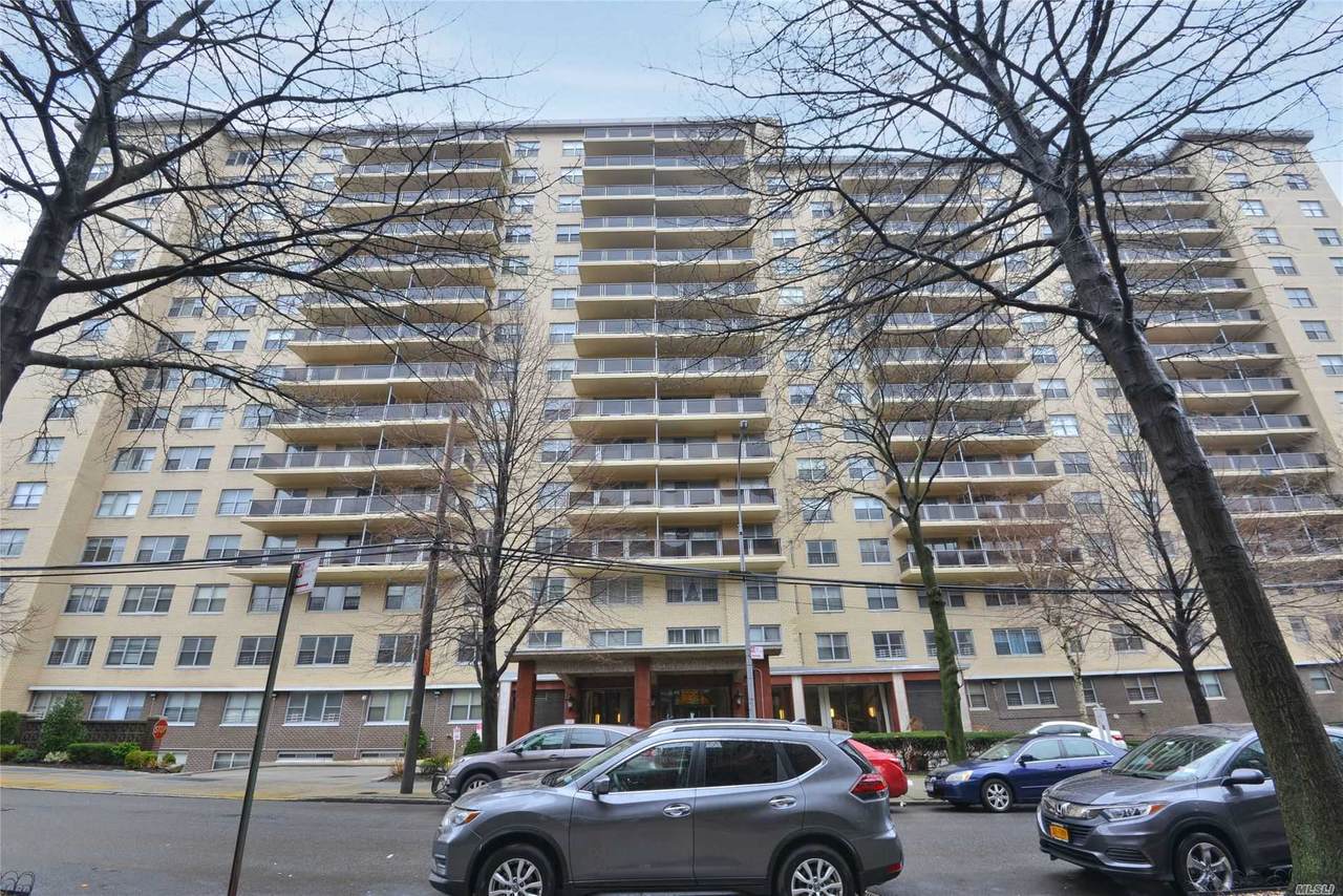 175-20 Wexford Terrace - Photo 1