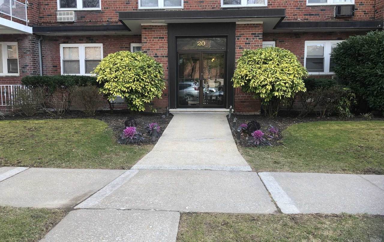 20 Hillpark Avenue - Photo 1 20 Hillpark Avenue - Photo 1