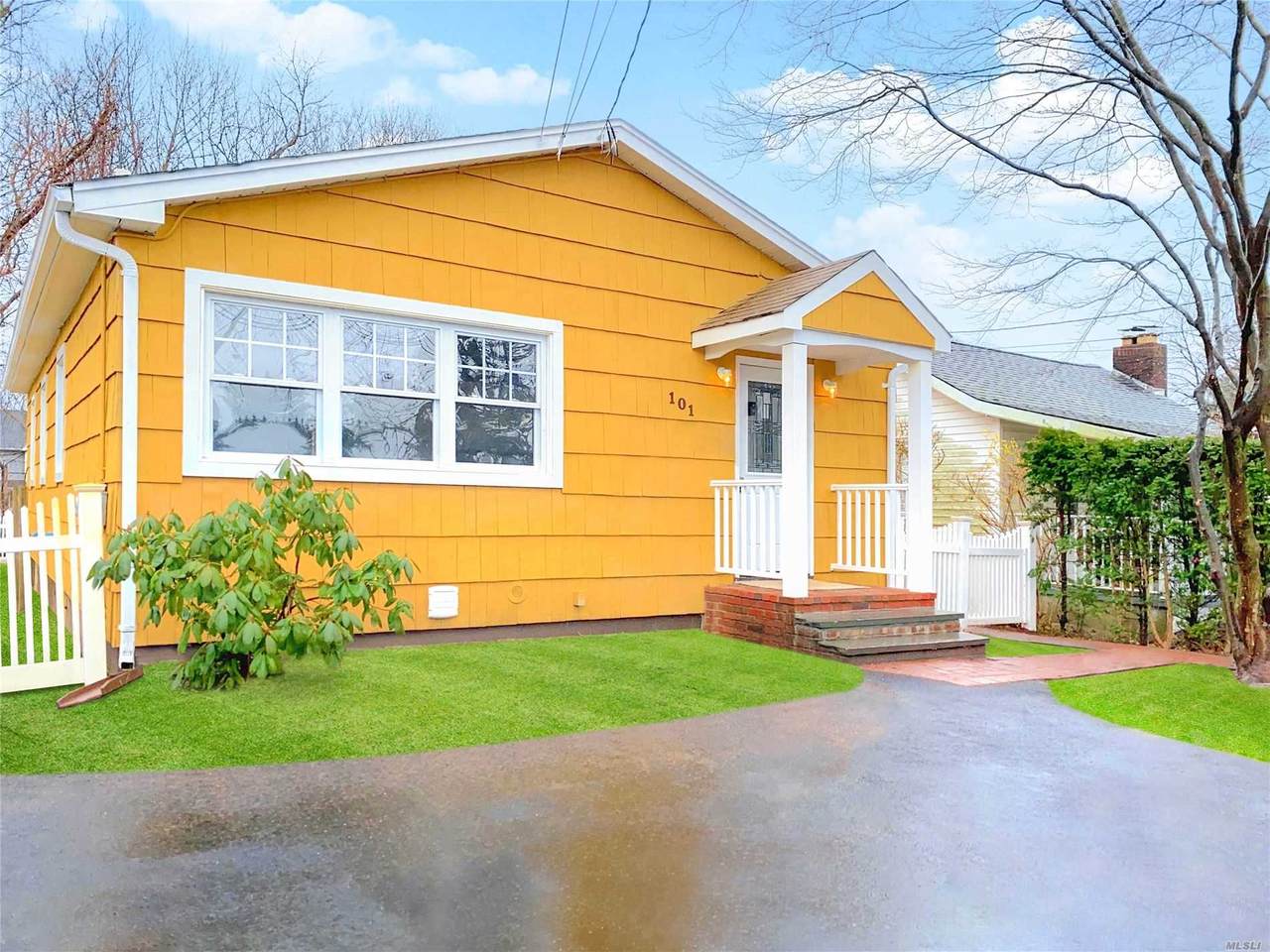 101 Cambon Avenue - Photo 1