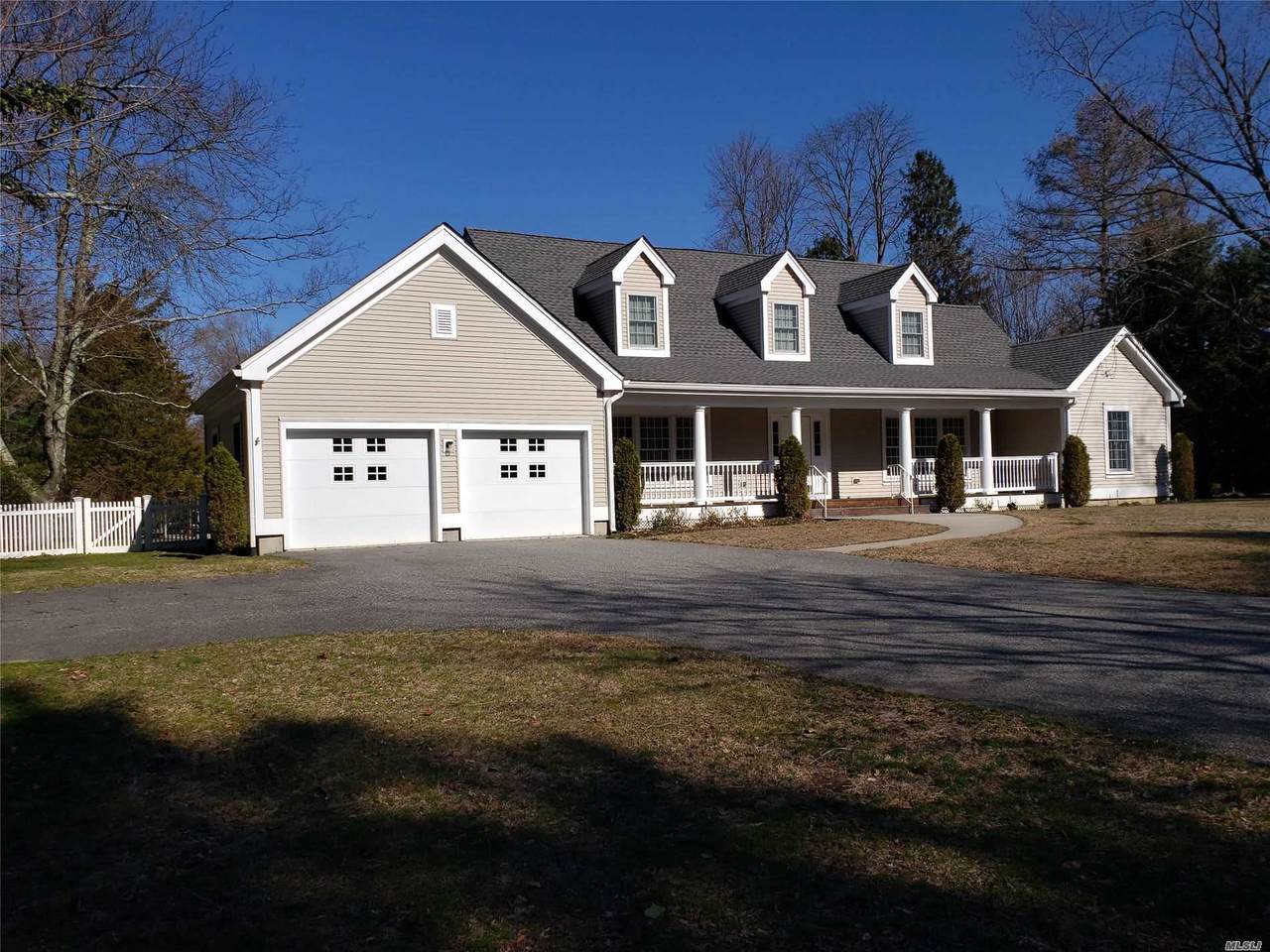 23 Summerset Drive - Photo 1