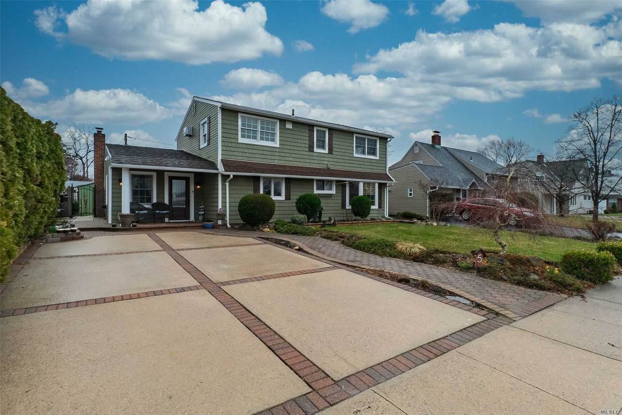 5 Hark Lane - Photo 1