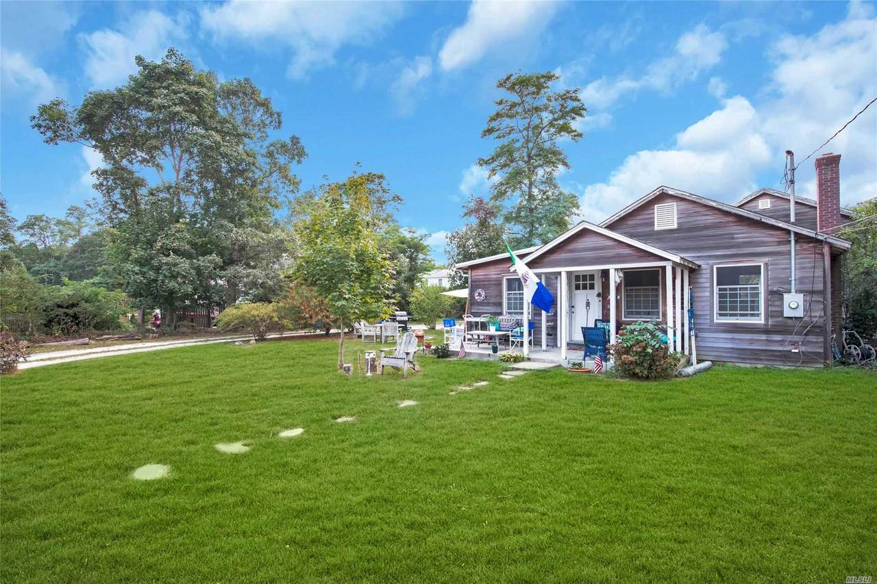 14 Howells Point Road - Photo 1