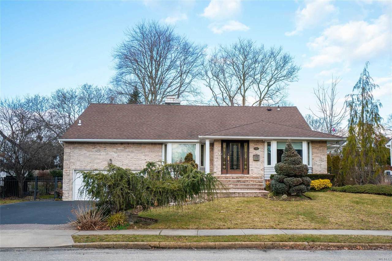207 Maytime Drive - Photo 1