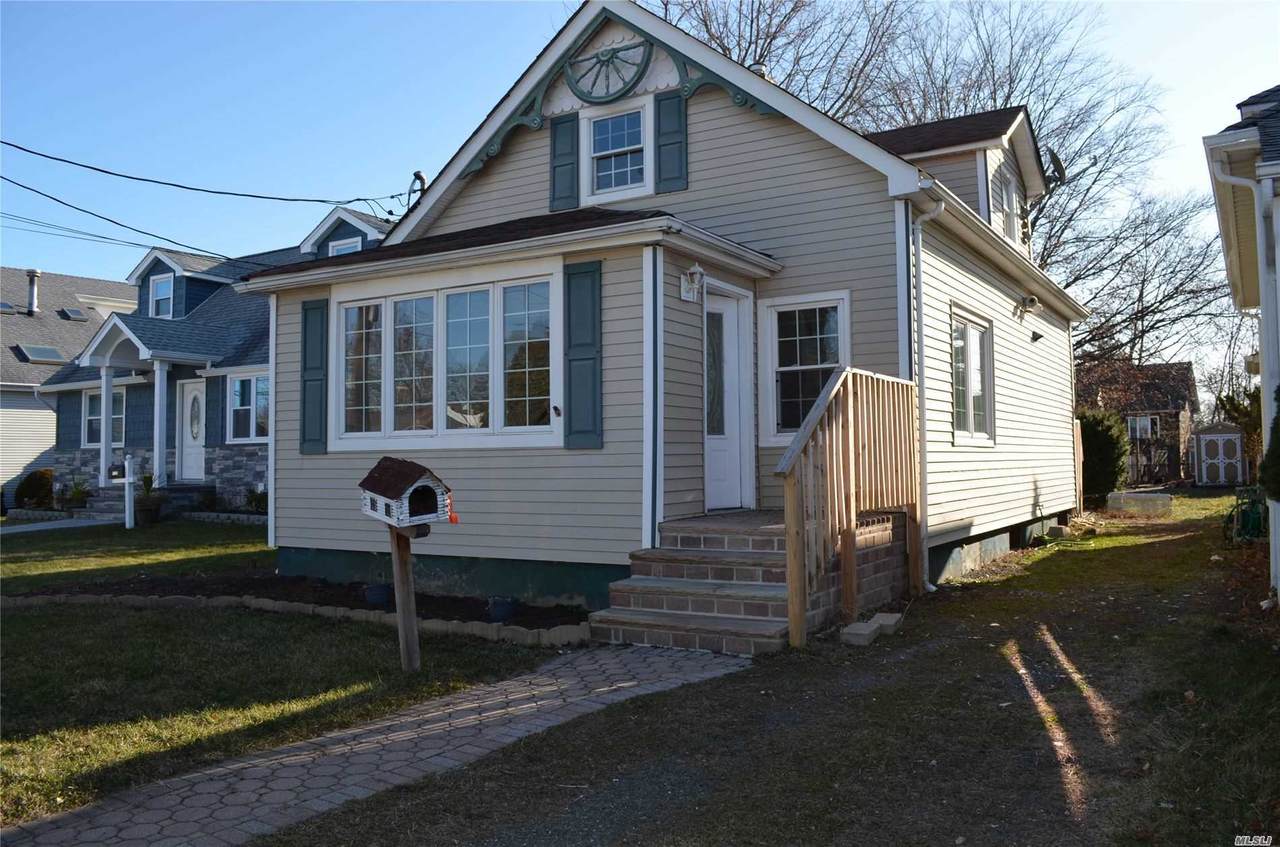 1750 Dannet Place - Photo 1