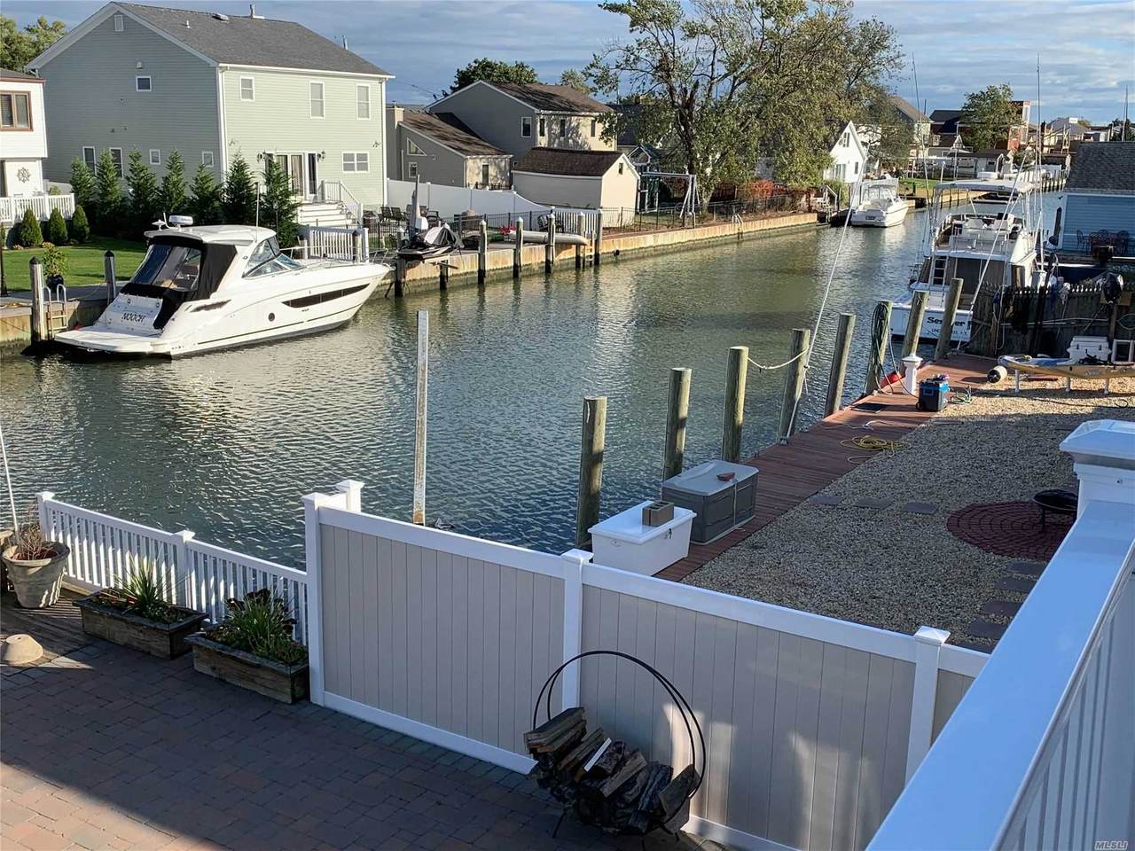 315 West Drive - Photo 1