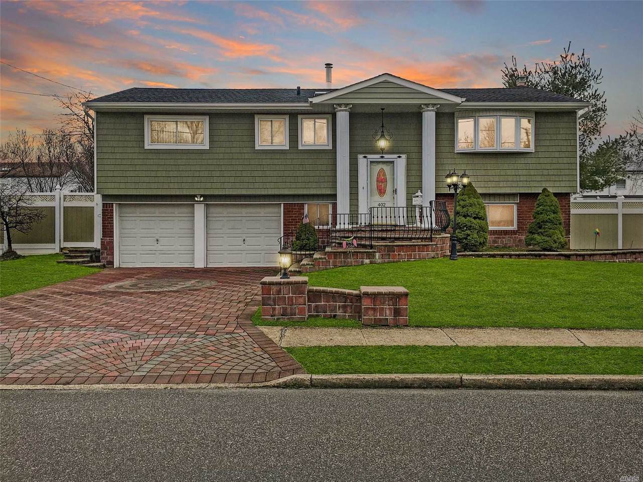 402 18th Street - Photo 1