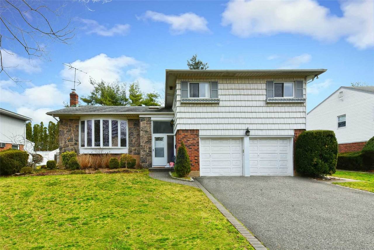 14 Clinton Lane - Photo 1