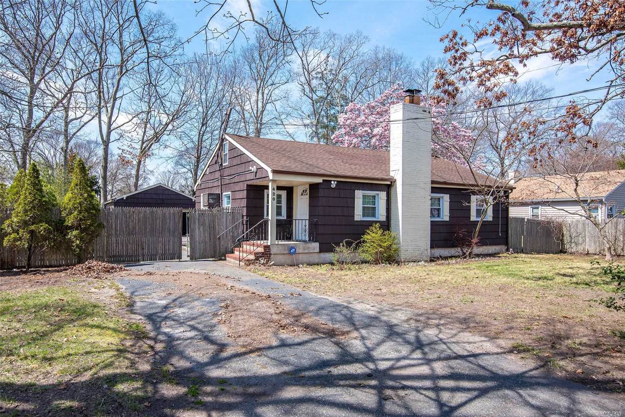 420 Islip Avenue - Photo 1 420 Islip Avenue - Photo 1