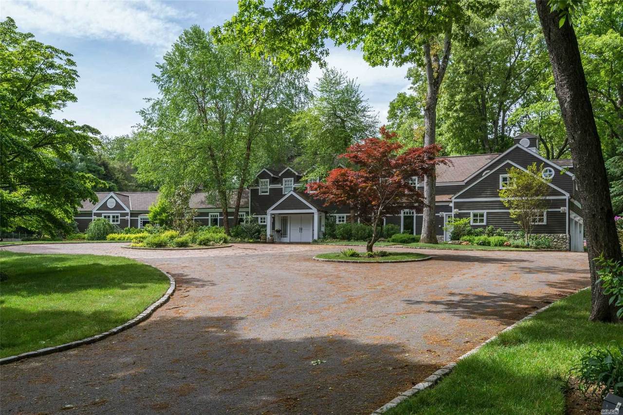1620 Old Cedar Swamp Road - Photo 1