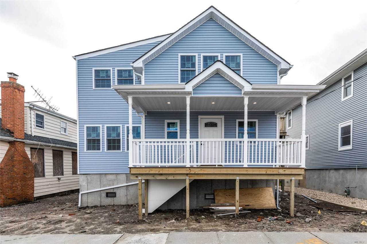652 Arthur Street - Photo 1