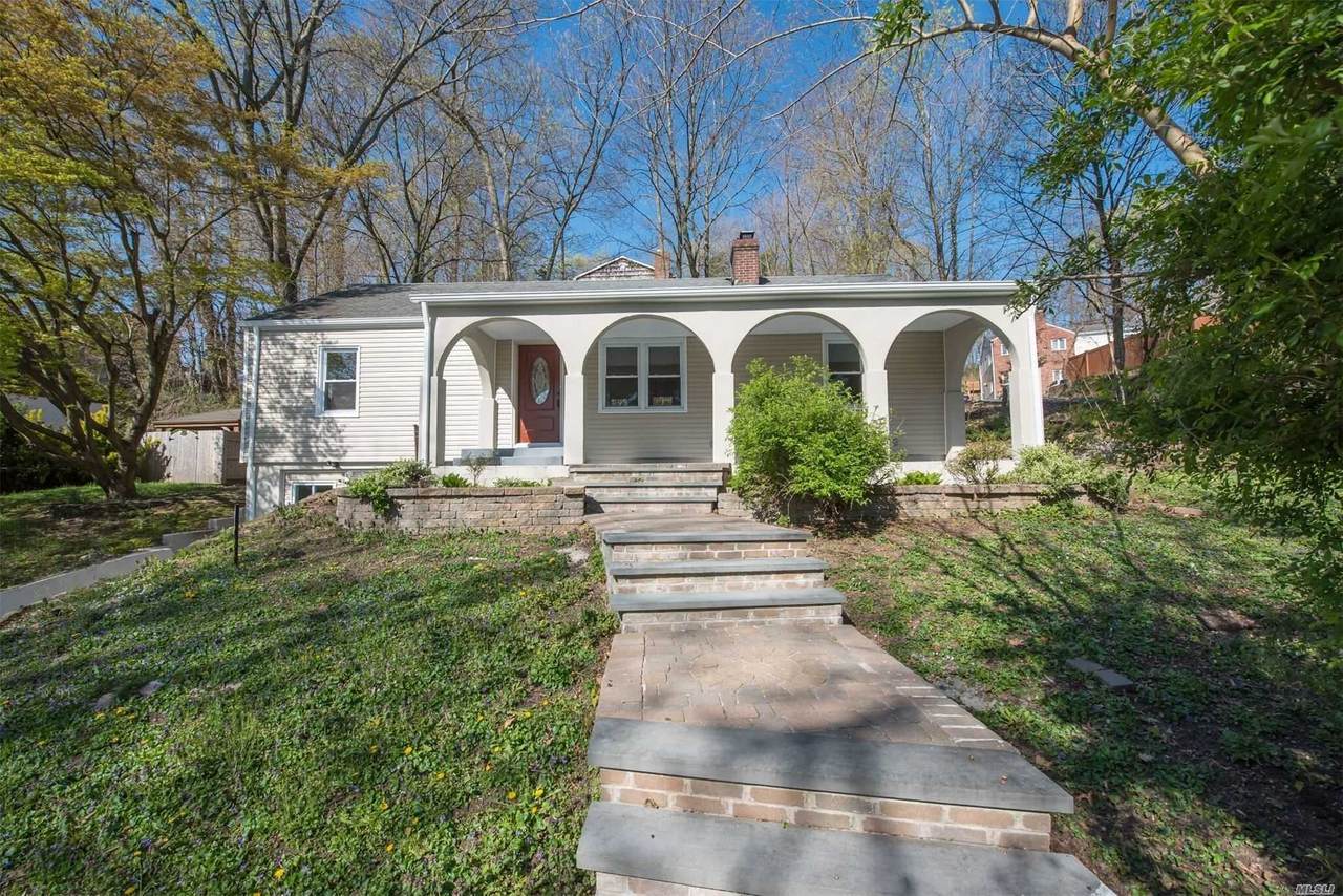 624 Glen Cove Road - Photo 1