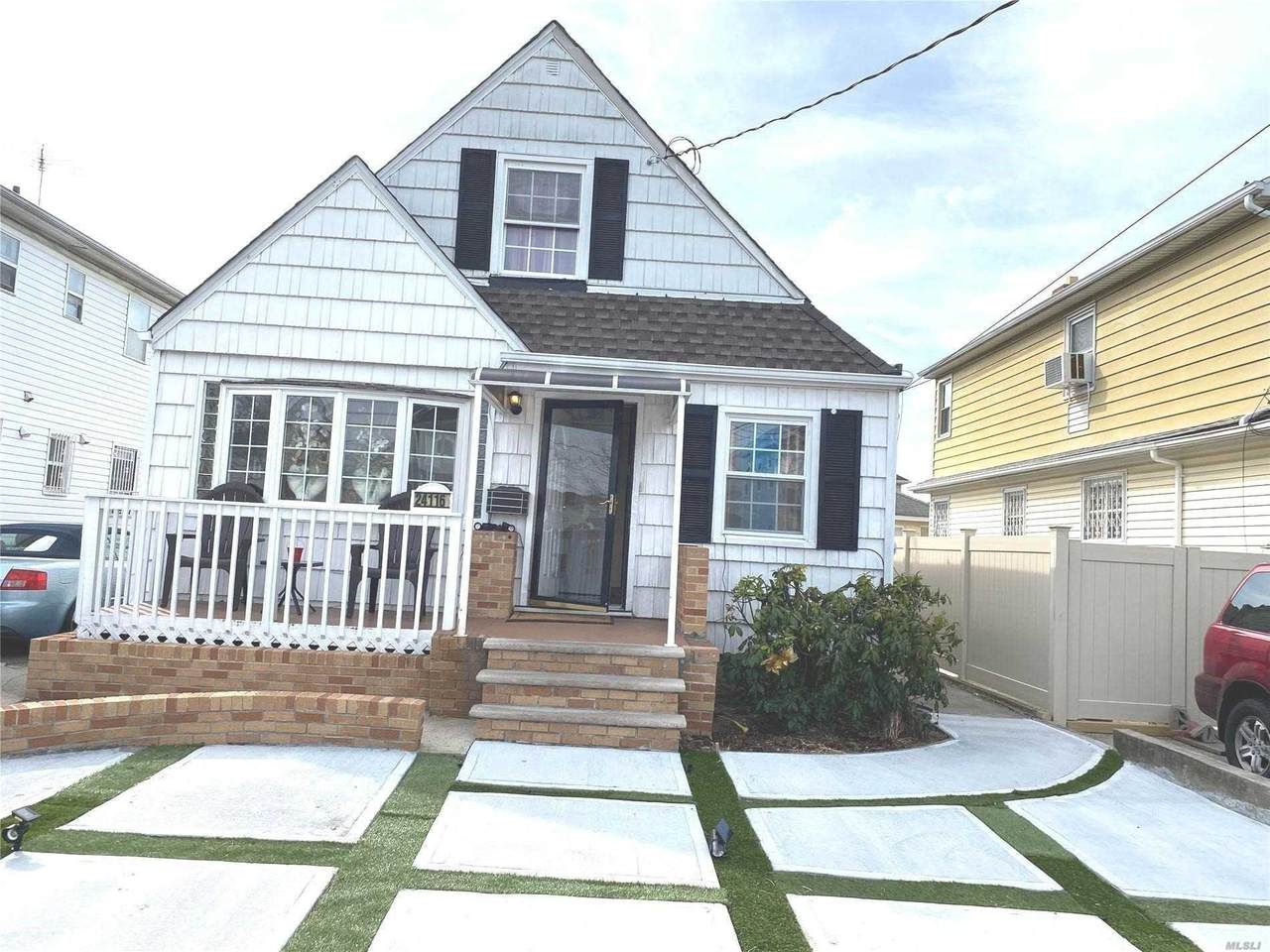 241-16 148th Road - Photo 1