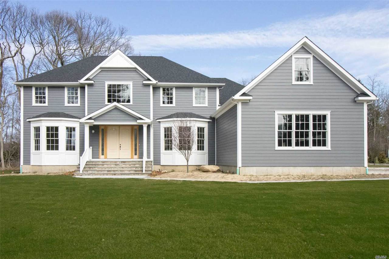 11 West Meadow Road - Photo 1