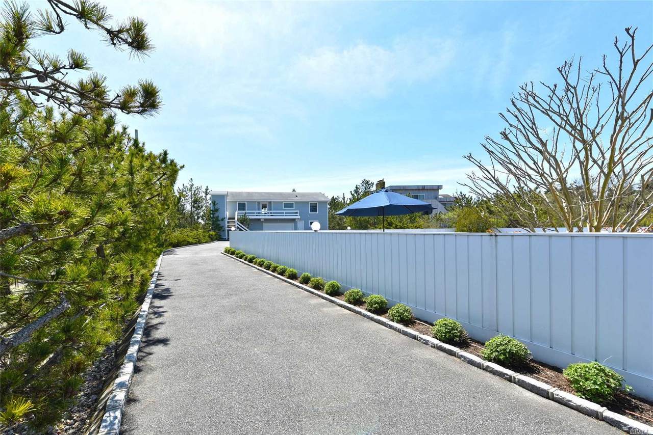 355 Dune Rd - Photo 1