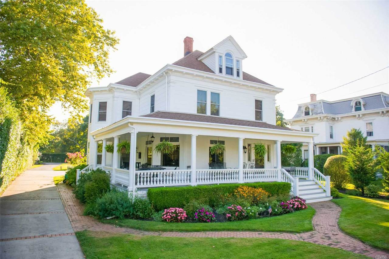 817 Main Street - Photo 1
