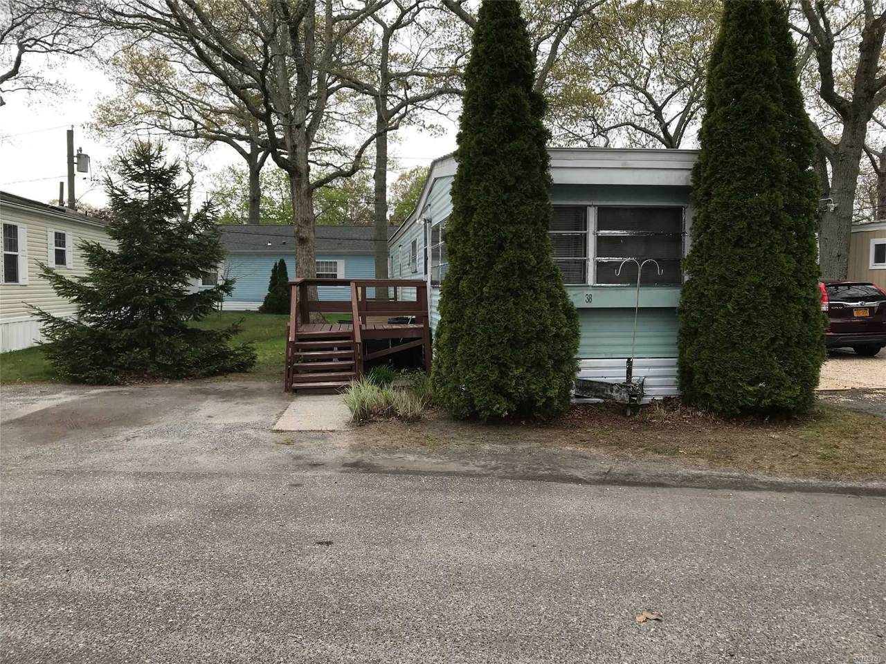37-38 Hubbard Avenue - Photo 1 37-38 Hubbard Avenue - Photo 1