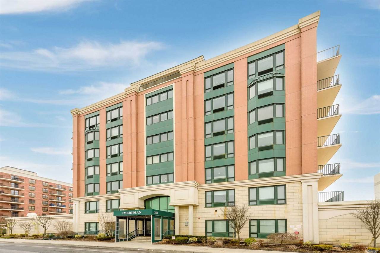 260 Broadway - Photo 1