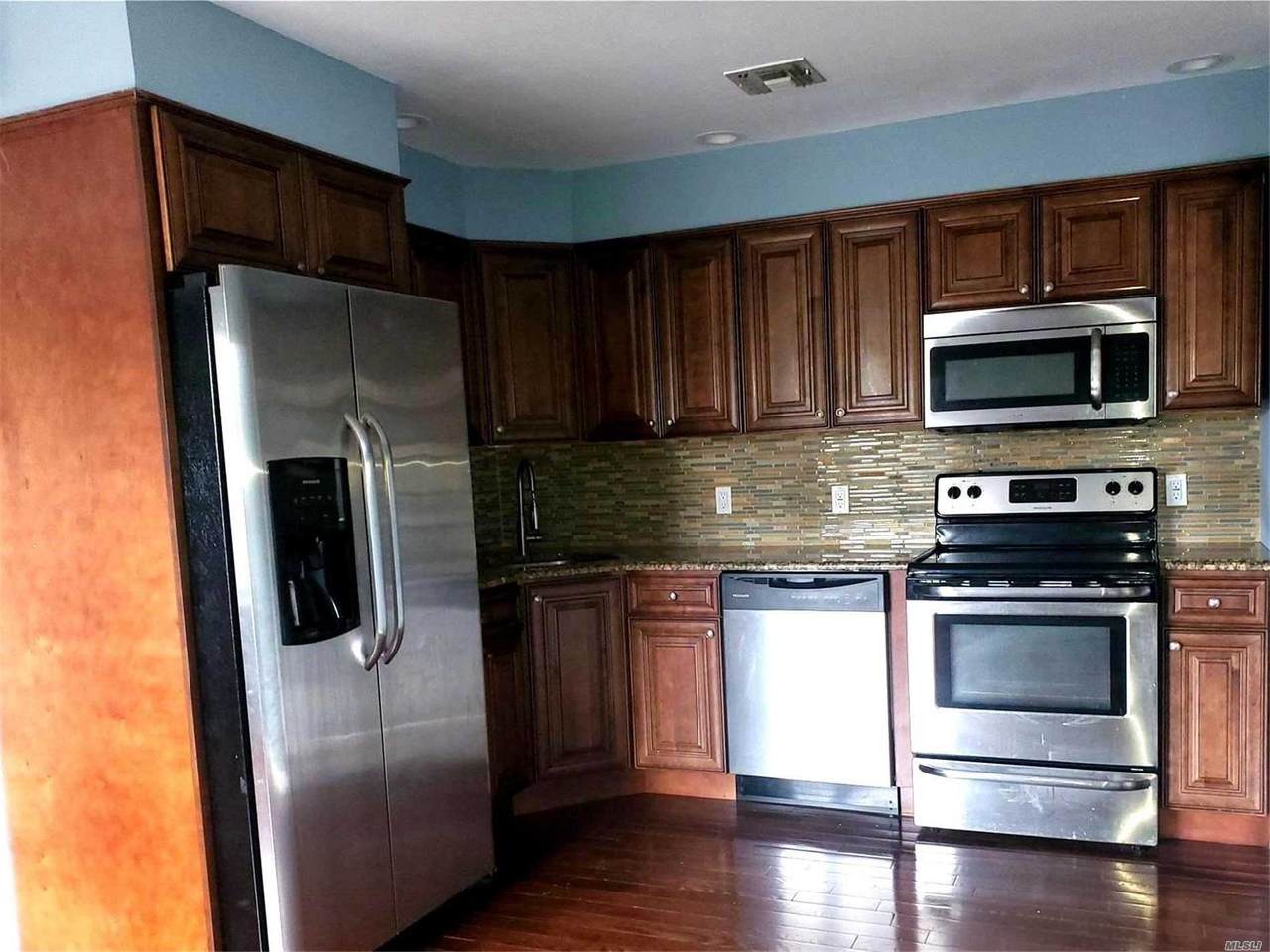 5720 Old Sunrise Hwy - Photo 1