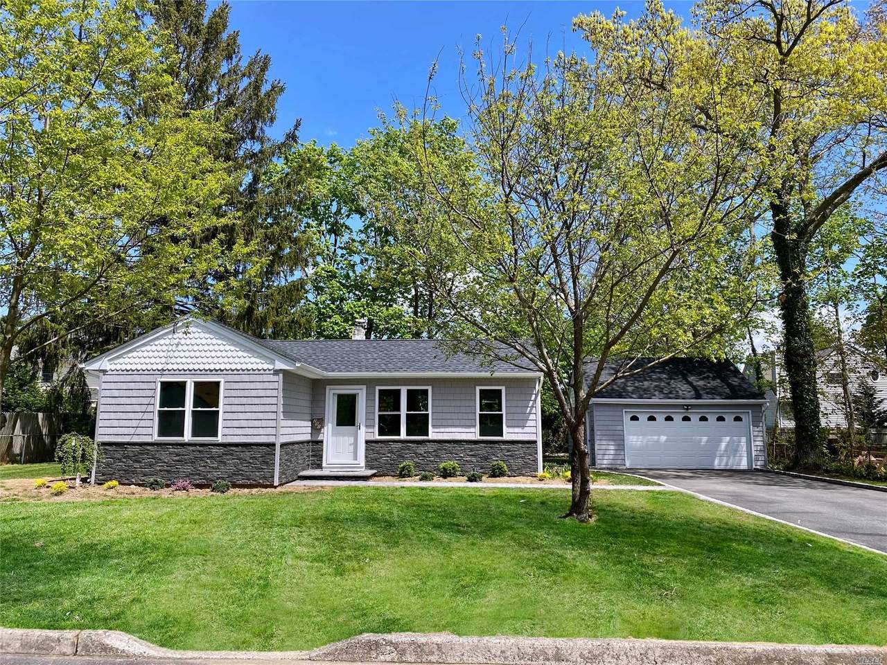 251 Jackson Avenue - Photo 1 251 Jackson Avenue - Photo 1