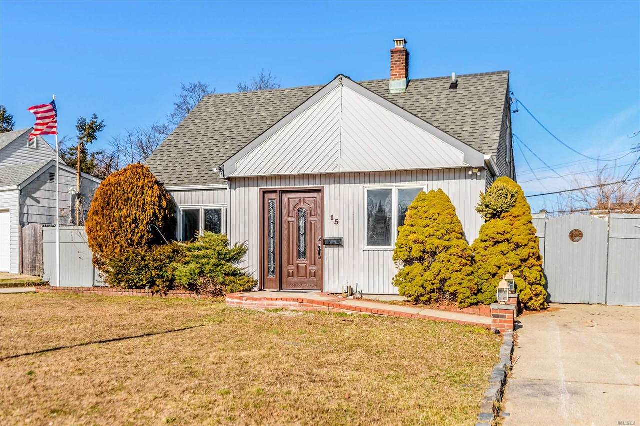 15 Hunt Lane - Photo 1