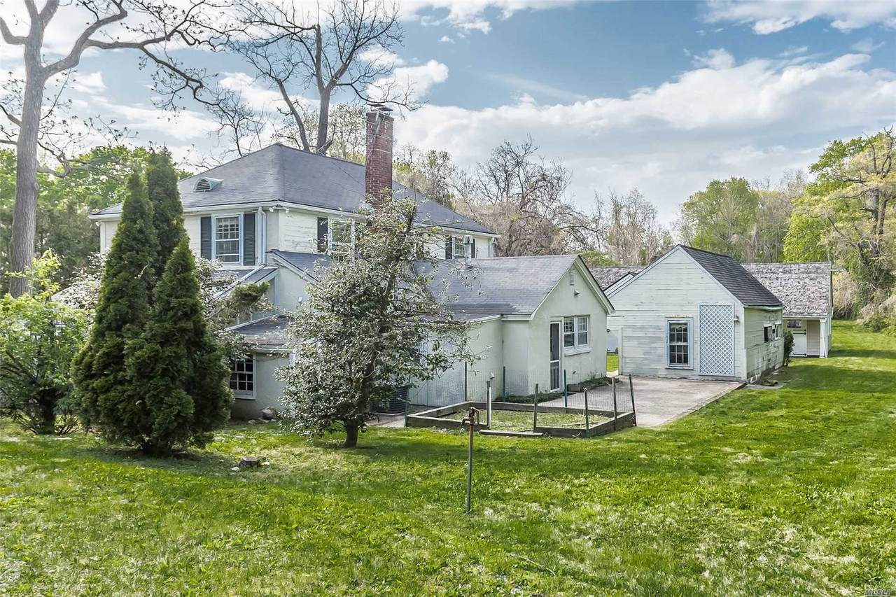 171 Middle Neck Road - Photo 1