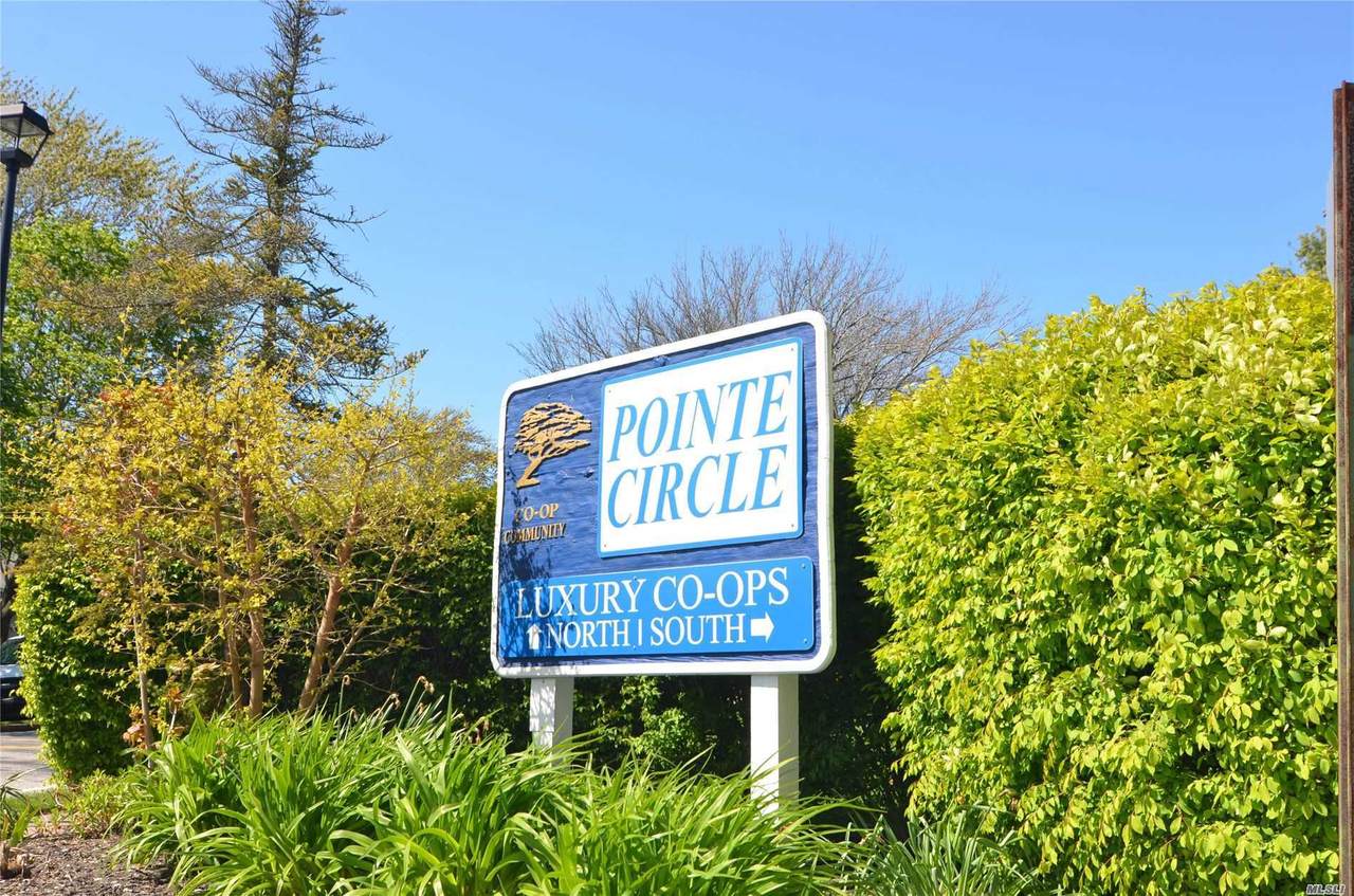 94 Pointe Circle - Photo 1