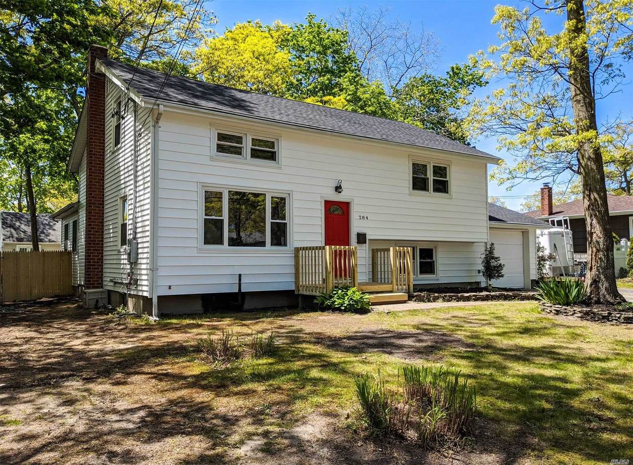 284 Schoenfeld Boulevard - Photo 1 284 Schoenfeld Boulevard - Photo 1