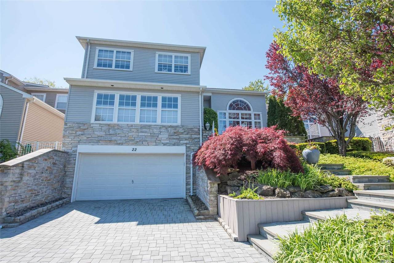 22 Hamlet Drive - Photo 1