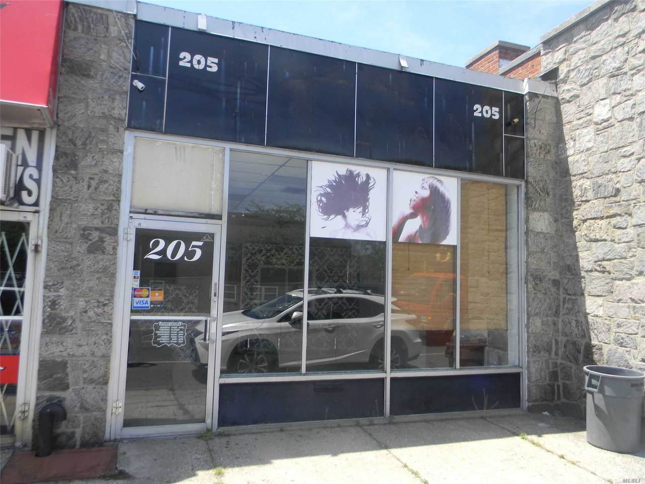 205 Nassau Road - Photo 1