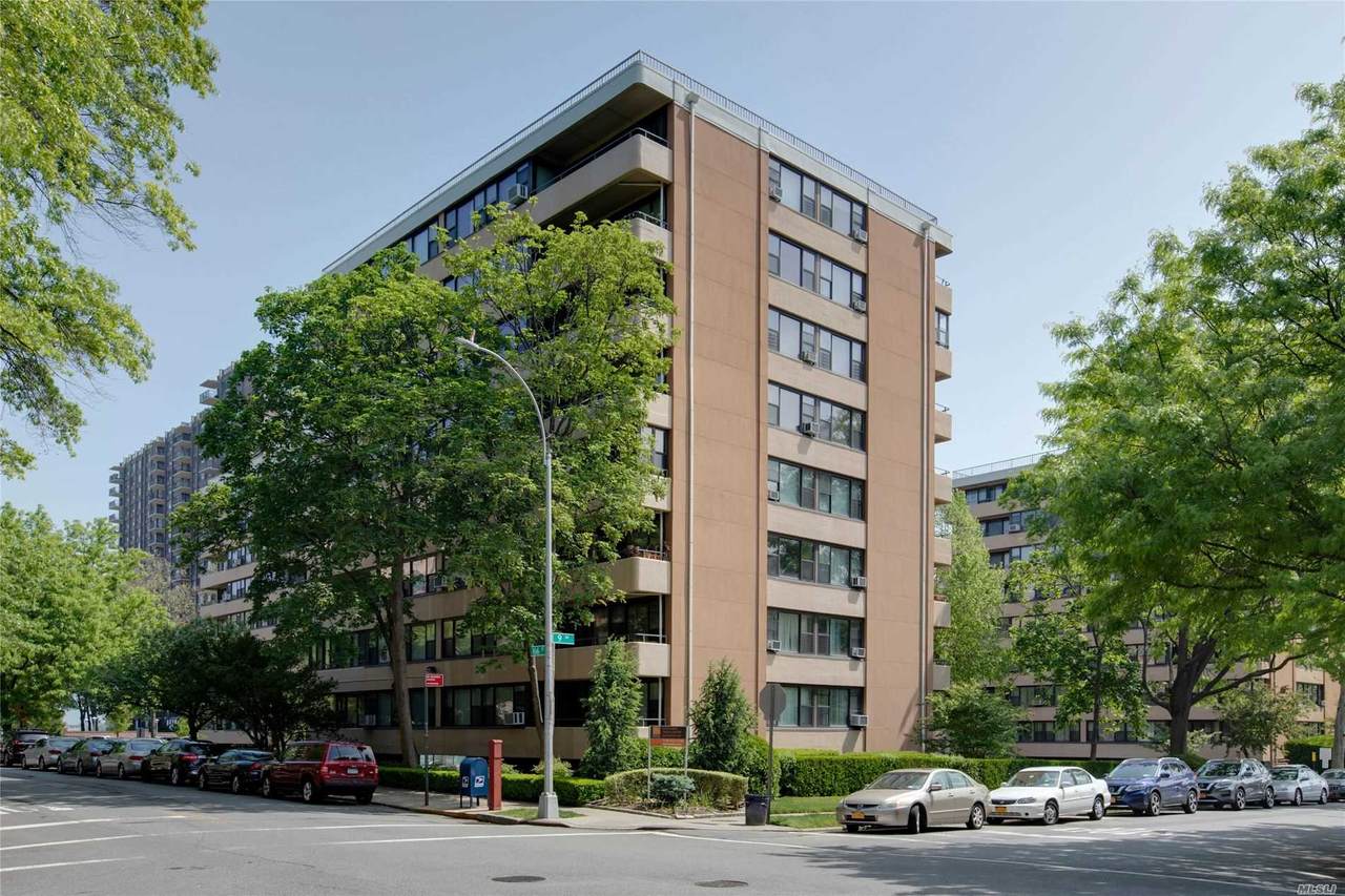 7-25 166th Street - Photo 1