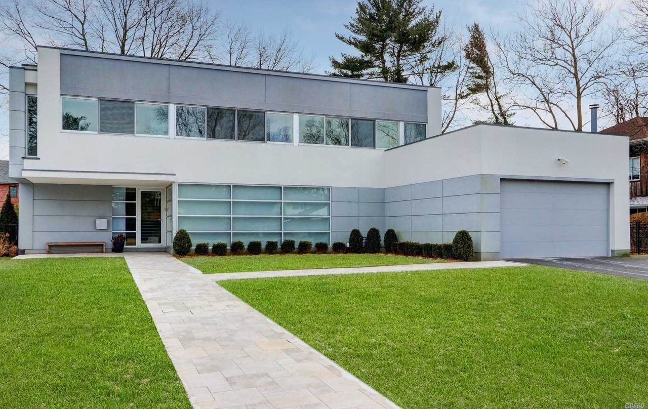 32 Pebble Lane - Photo 1
