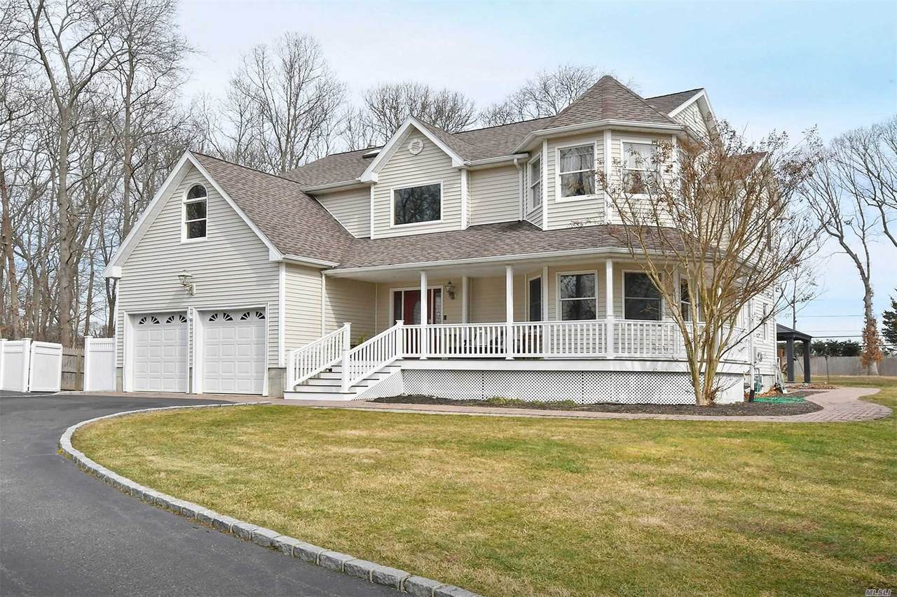 38 Wildflower Drive - Photo 1