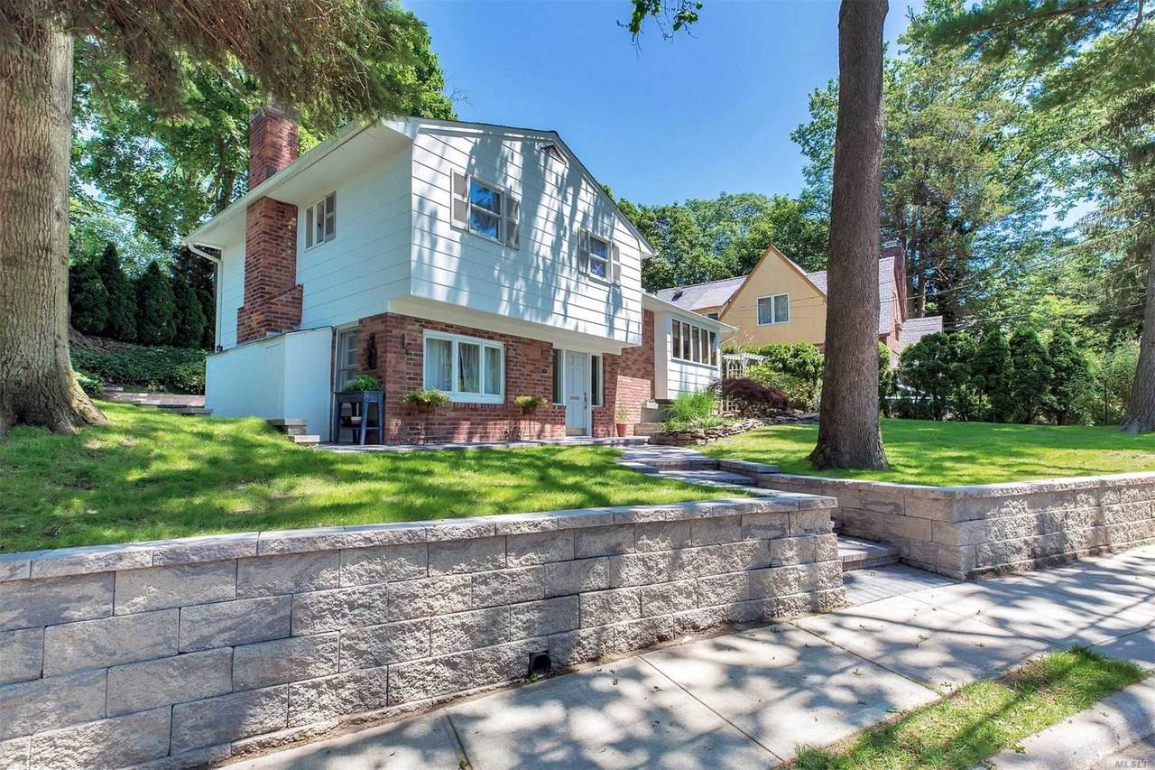 135 Bay Driveway - Photo 1