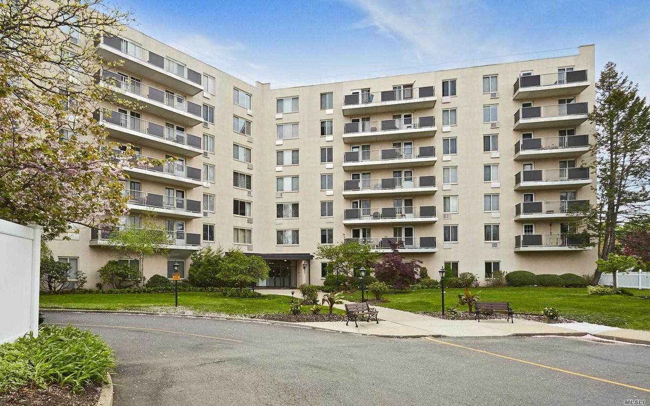 135 Post Avenue - Photo 1