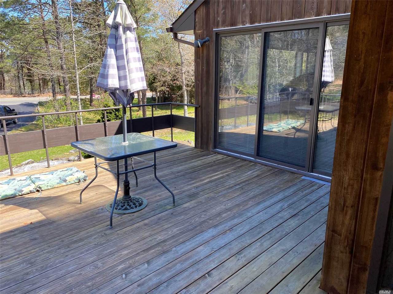 138 Longview Rd - Photo 1