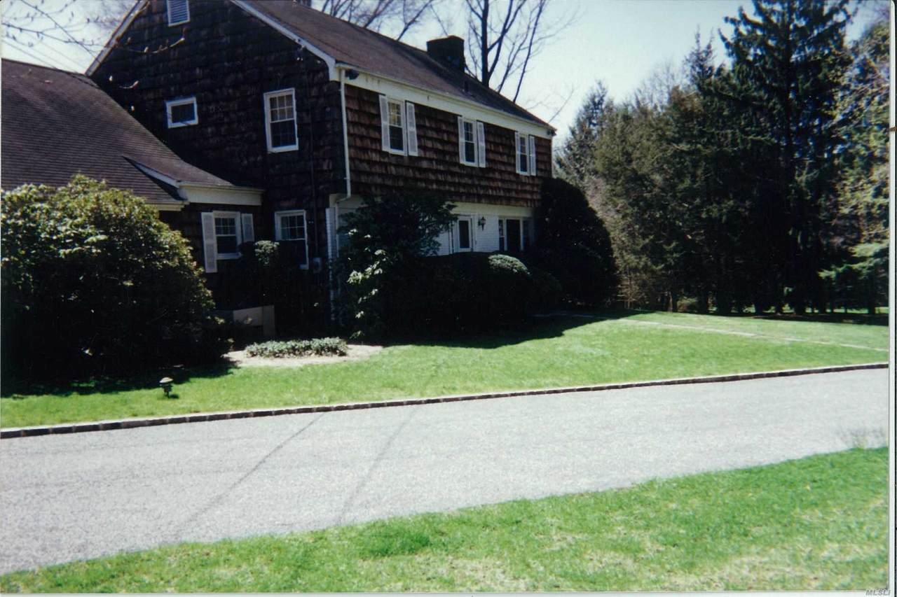 1065 Friendly Road - Photo 1