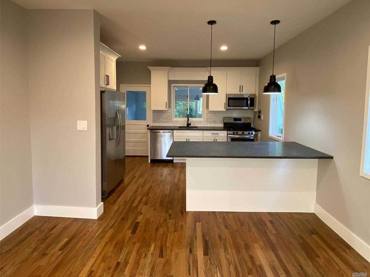401 East Main Street - Photo 1
