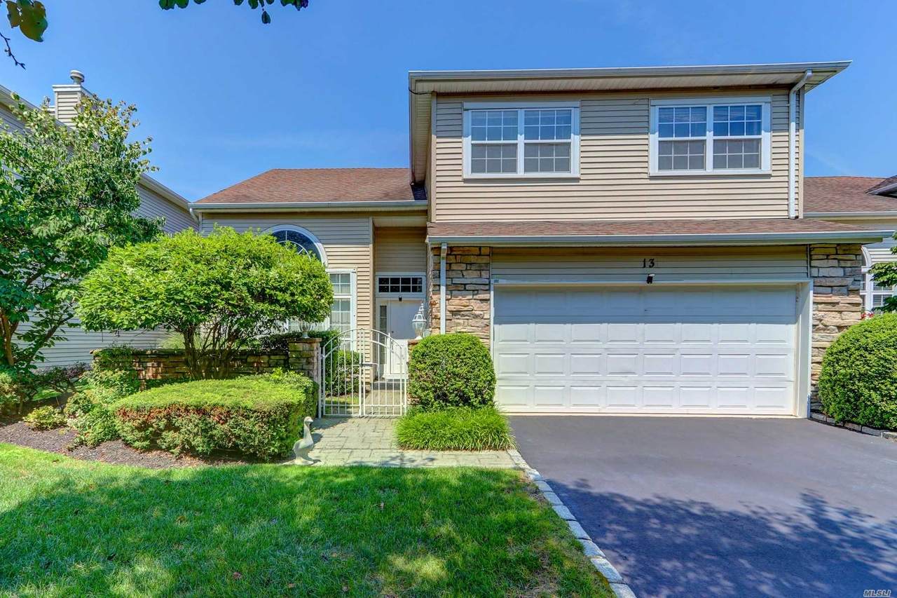 13 Hamlet Drive - Photo 1