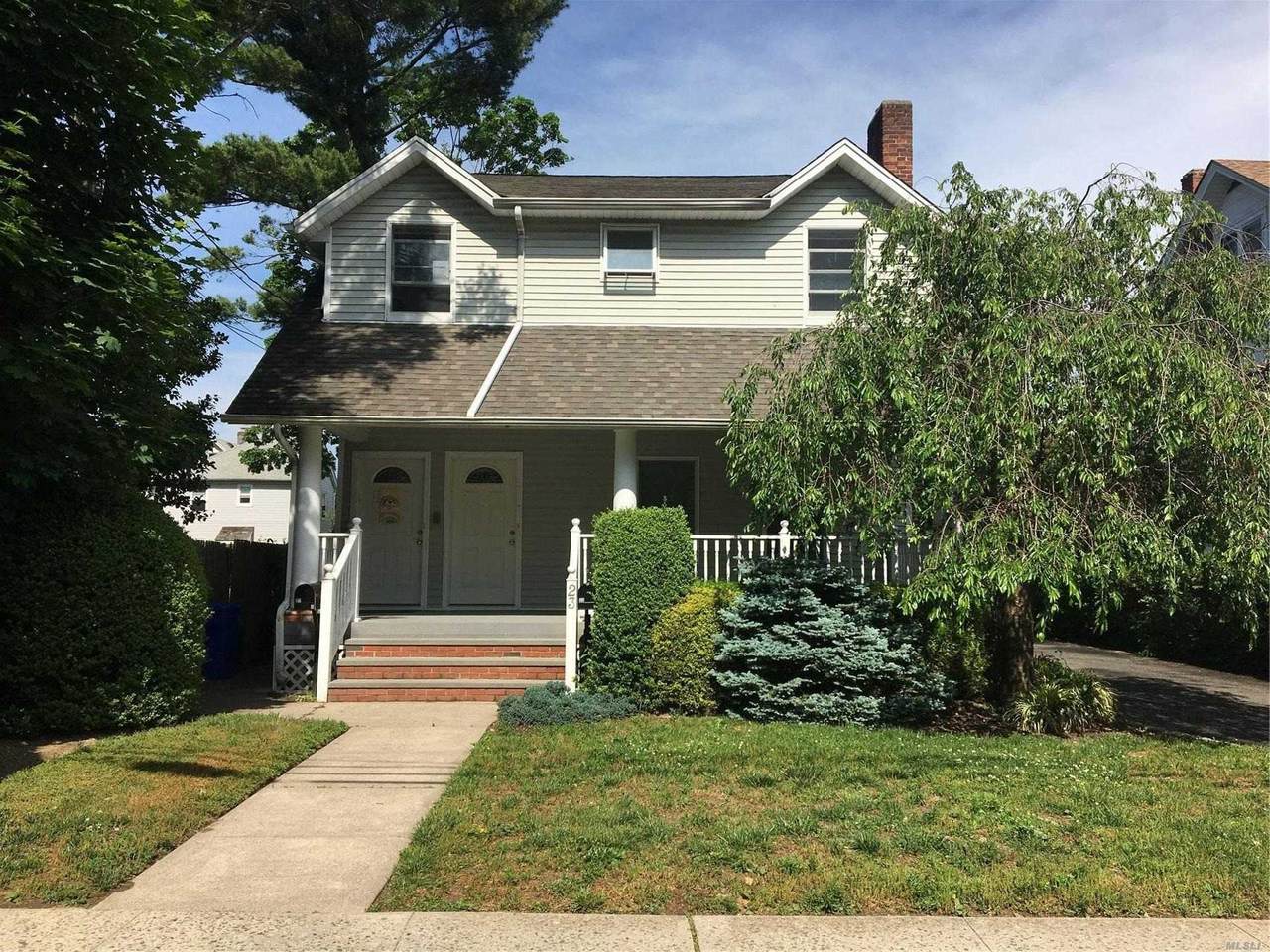 23 Bayles Avenue - Photo 1