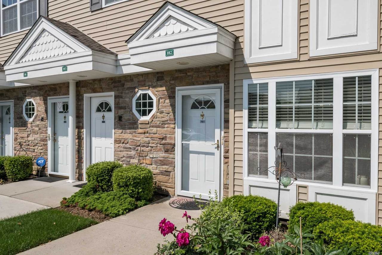 182 Spring Drive - Photo 1