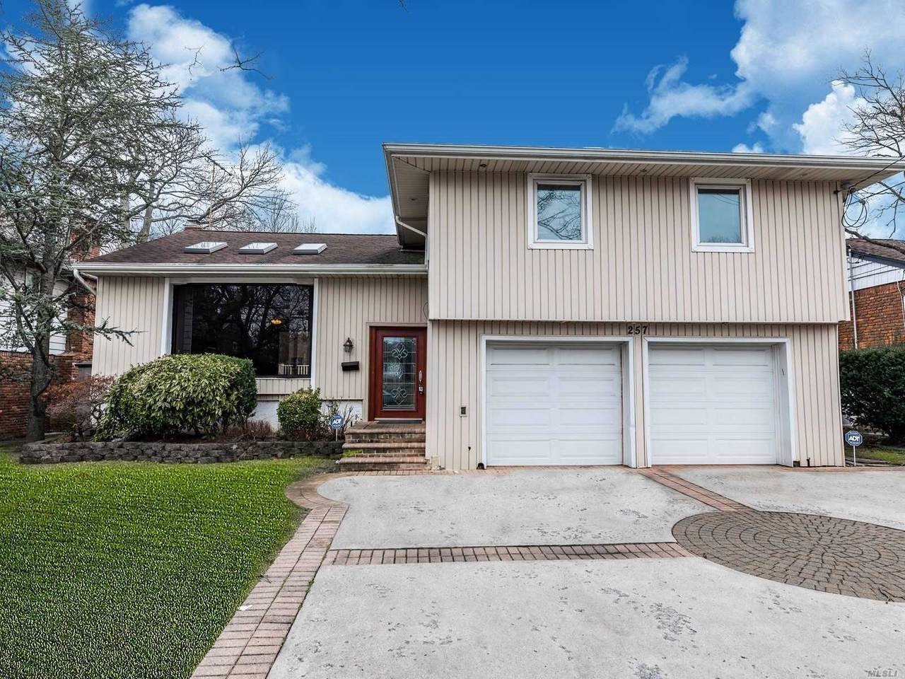 257 Hungry Harbor Rd - Photo 1