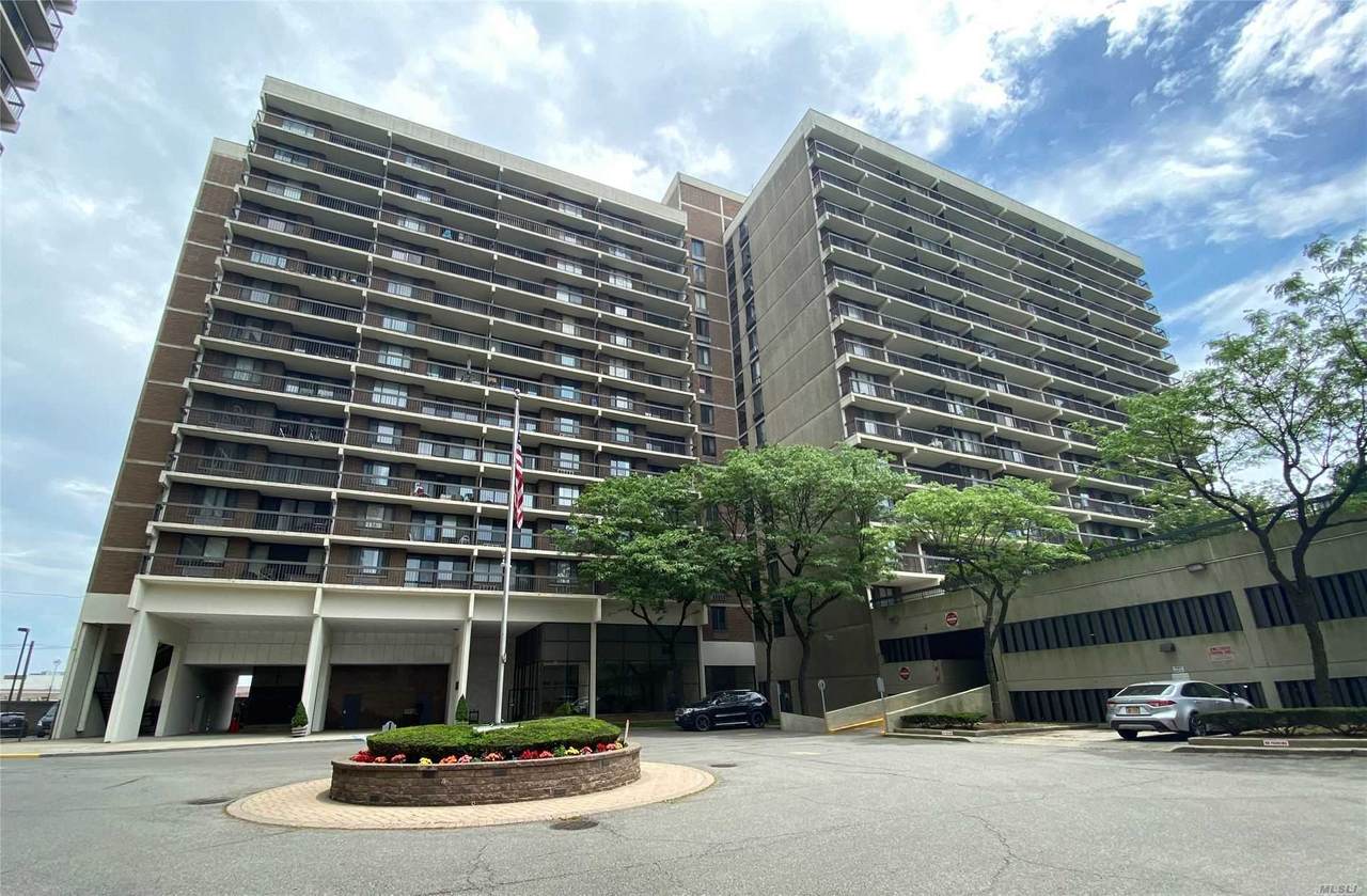 152-18 Union Turnpike - Photo 1