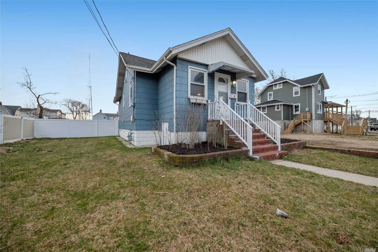 65 Gordon Place - Photo 1