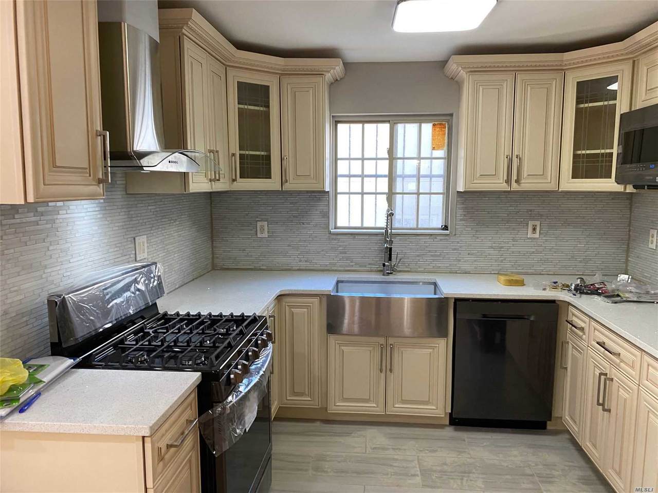 153-14 109th Rd - Photo 1