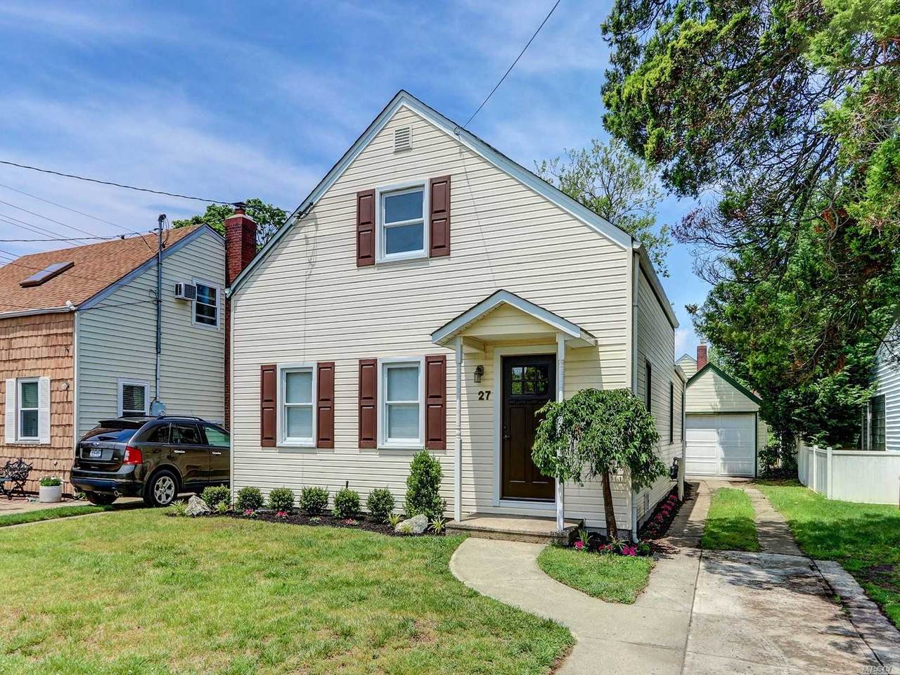 27 Waters Place - Photo 1