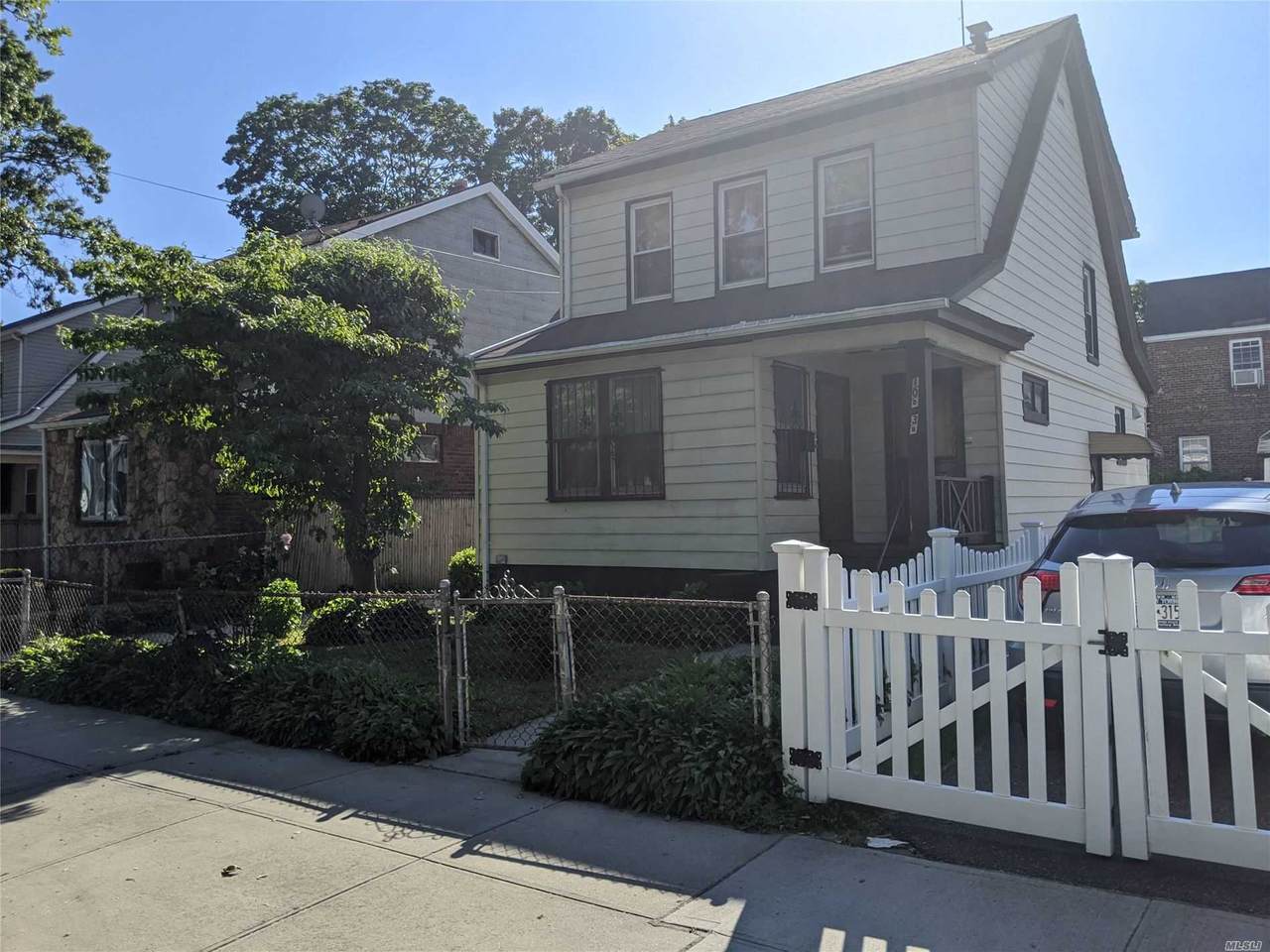 109-32 221 Street - Photo 1