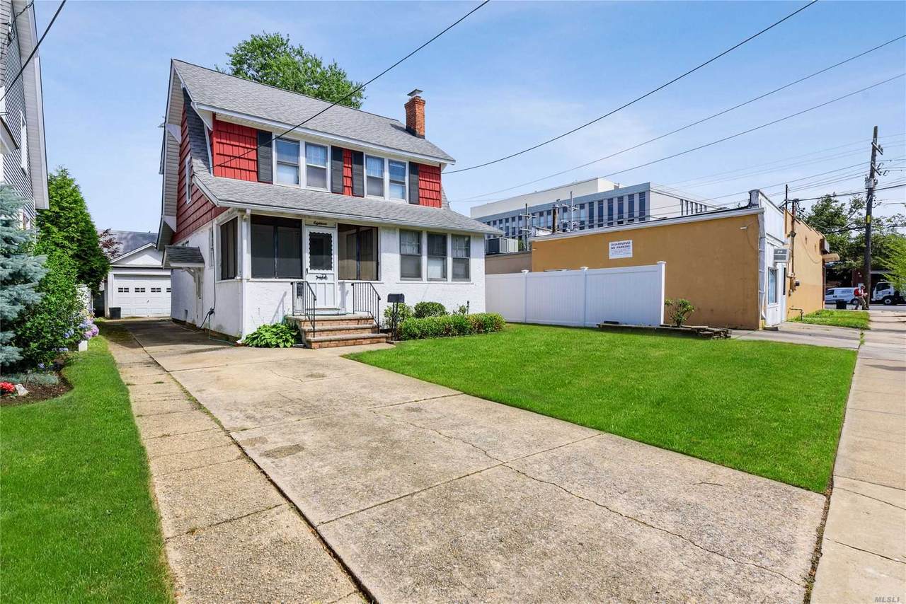 18 Blossom Heath Avenue - Photo 1