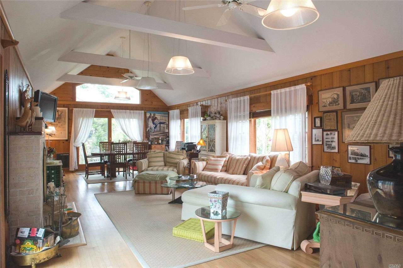 969 Surfview Walk - Photo 1