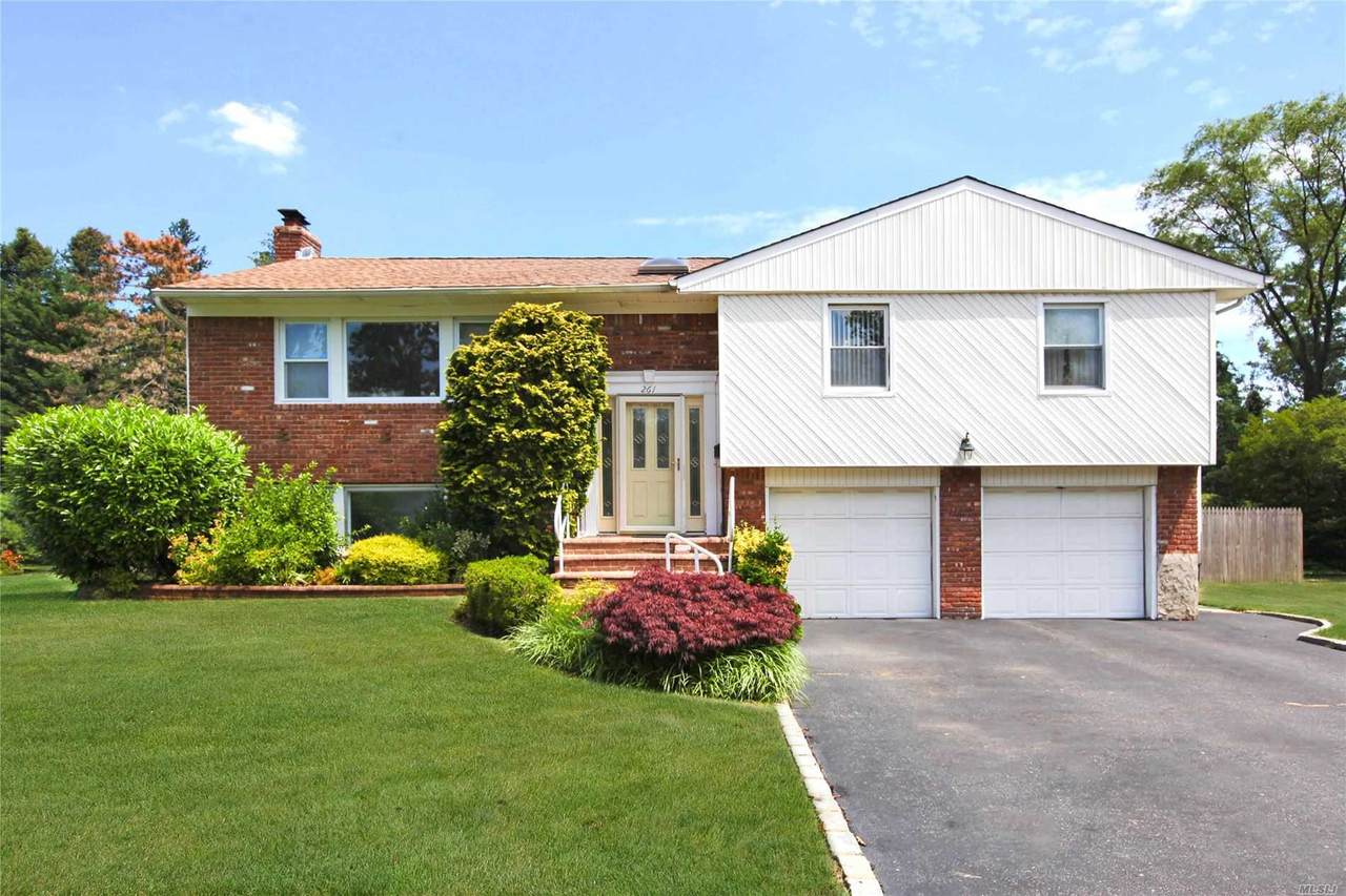 261 Gramercy Drive - Photo 1