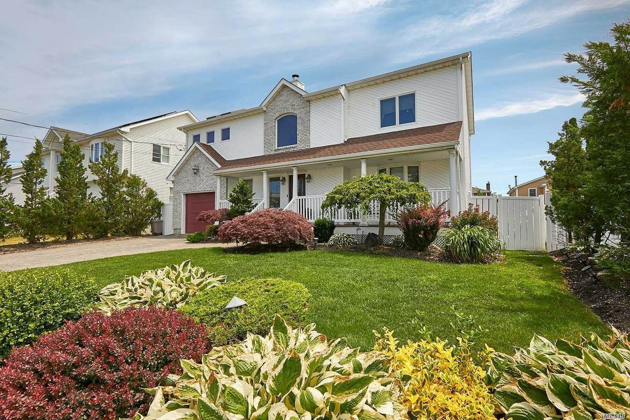 2887 Shore Road - Photo 1